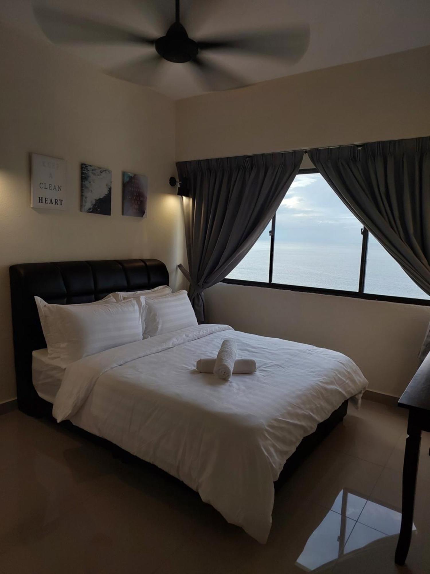 Batu Ferringhi Luxury Seaview Suite - 3Br 외부 사진