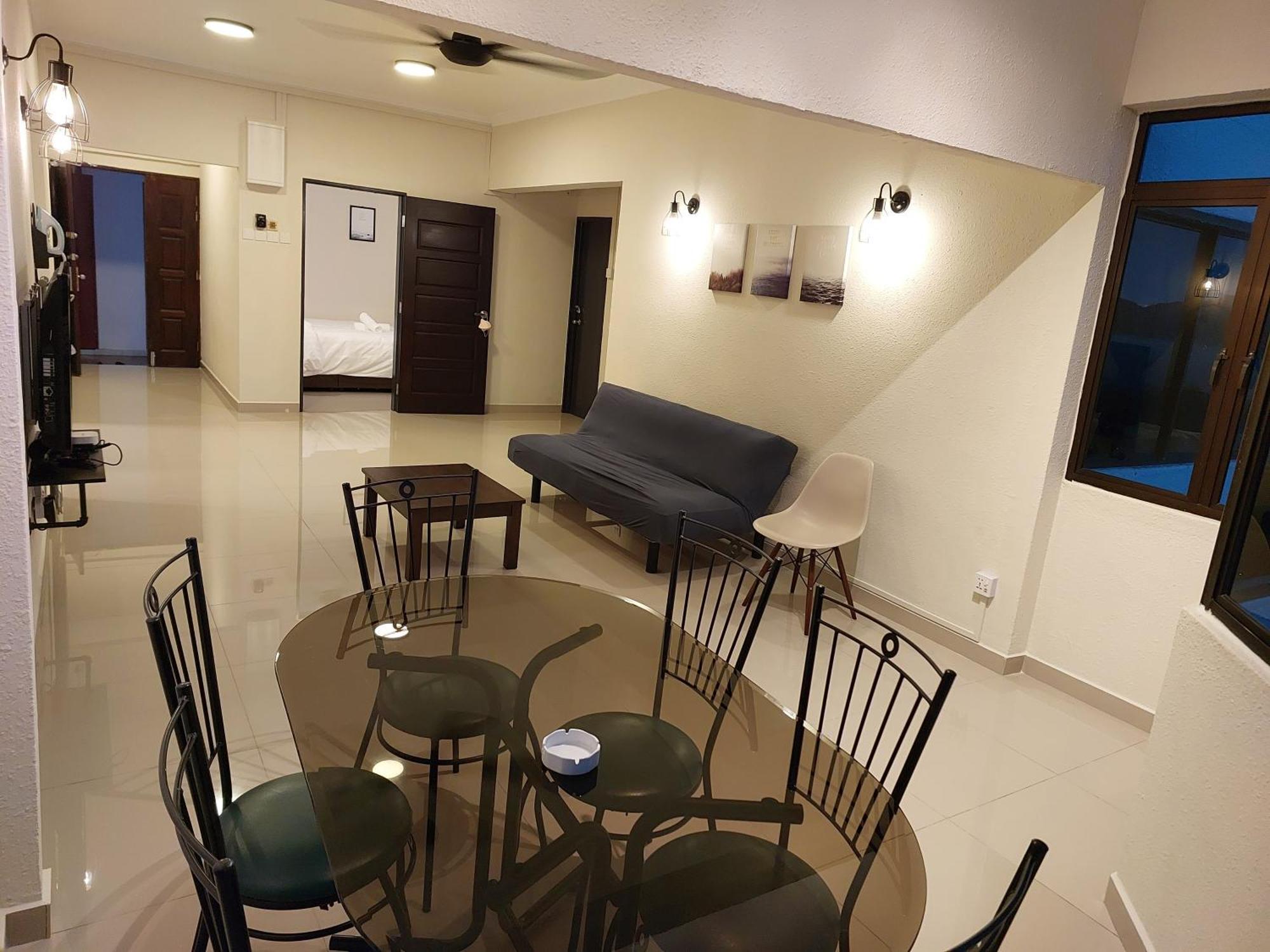 Batu Ferringhi Luxury Seaview Suite - 3Br 객실 사진